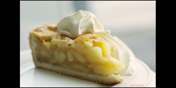 Tasty Thanksgiving Skillet Apple Pie