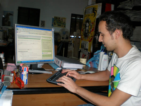 Dodging Fraud: How to Avoid Pirated Software