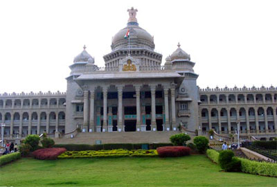 A Never Exhausting List of Top Places to See in Bangalore!