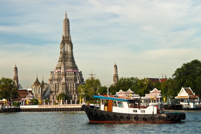 Enjoy a Unique Shopping Experience in Bangkok