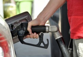 How Fuel Cards Can Help You Save Money