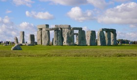 10 Easy Ways to Afford a Summer in England