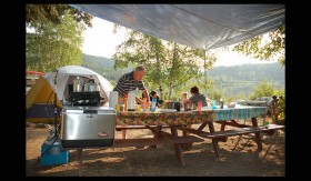 Glamping Done Right: 4 Must-Haves In Your Summer Cabin